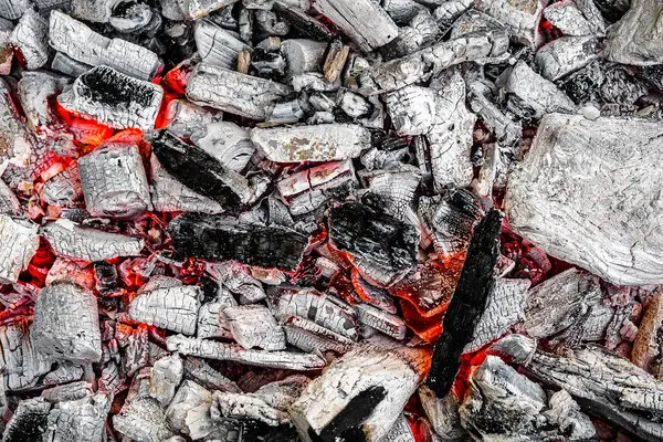 Υφή Του Καμένου Καυσόξυλου Και Του Κάρβουνου Υπολείμματα Της Θερμότητας — Φωτογραφία Αρχείου