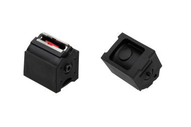 .22lr tüfek şarjörü beyaz arkaplanda izole.