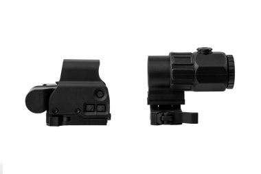 Modern optik kolatör görüşü. Kısa mesafeden ateş etmek için nişan alma cihazı. Beyaz arkaplanda izole et.