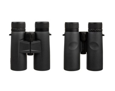 Modern dürbünler. Uzun mesafelerde gözlem için optik bir araç. Beyaz arkaplanda izole et.