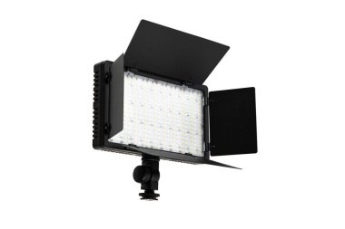 Fotoğraf ve video lambası beyaz arkaplanda izole edildi. Işık akışı oluşumu için özel panjurlu LED lamba. Fotoğraf ve video aydınlatma armatürü.