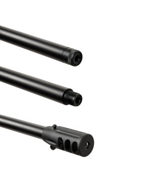 Namlu freni dengeleyici. Namlu atışını dengelemek için bir cihaz. Beyaz arkaplanda izole et.