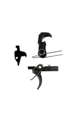 Silah için şok tetikleyicisi beyaz arka planda izole edildi. Silah tetik. Yedek parçayı onar.