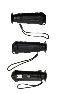 Modern monoküler termal görüntüleyici beyaz bir arka plan üzerinde izole. Termal radyasyonu sabitlemek için bir cihaz.