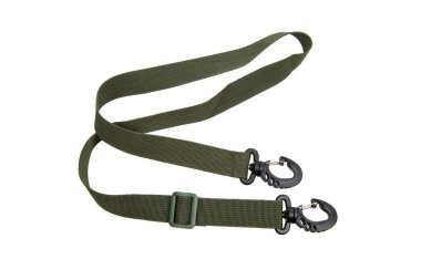 Plastik tokalı ve karabinalı sentetik naylon kemer. Beyaz arkaplanda izole et.