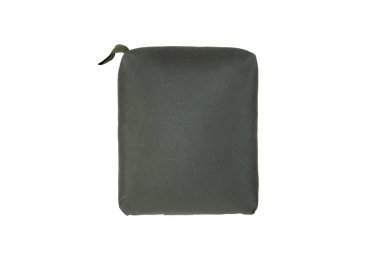 Yeşil bir taktik barikat çantası beyaz arka planda izole edilir. Çanta, yüksek ya da dengesiz yüzeylerden ateş edildiğinde ateşli silahlara sağlam bir dinlenme sağlamak üzere tasarlandı.. 