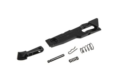 Ateşli silahların bakımı ve onarımı için ideal, beyaz arka planda izole edilmiş, bir kol, pim, yaylar ve diğer küçük parçaları içeren parçalanmış bir silah parçası seti..