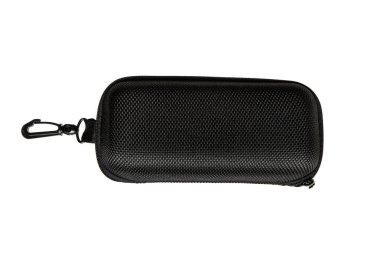 Fermuar kapaklı, karabina klipsli, desenli yüzeyi olan, beyaz arka planda izole edilmiş, küçük alet ve aksesuarları saklamak için idealdir..