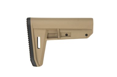 Bronz renkli, minimalist bir tasarımı olan polimer bir tüfek deposu, lastik bir tabaka ve aksesuarlar için çoklu eklenti noktaları, beyaz bir arka planda izole edilmiş, taktik ve spor uygulamaları için ideal..