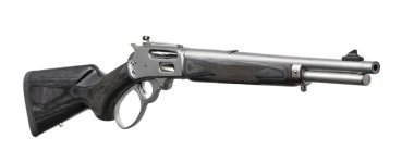 Paslanmaz çelik alıcısı ve siyah lamine ahşap stoğu olan, beyaz arka planda izole bir av tüfeği..