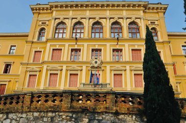 Rijeka, Hırvatistan, Ocak 2023. Rijeka 'daki ilk spor salonu. Ludwig ve Hlssner 'in projesine göre, Hırvatistan' ın ilk Susak Lisesi 1896 yılında inşa edildi..