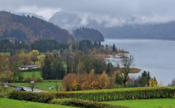 Lago Mondsee Alpi Montagne Austria Bellissimo Paesaggio Tramonto Vacanza Lago — Foto Stock