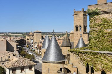 Olite, İspanya - 31 Ağustos 2022: Olite, Olite, Navarre Kralları Sarayı
