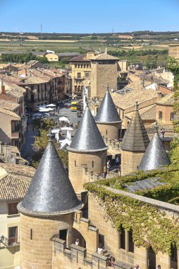 Olite, İspanya - 31 Ağustos 2022: Olite, Olite, Navarre Kralları Sarayı