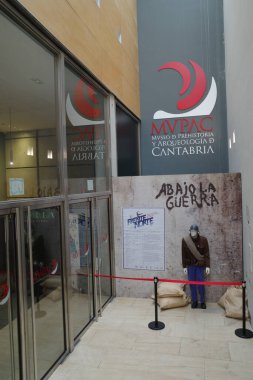 Santander, İspanya - 29 Ekim 2022: Tarih Öncesi ve Arkeoloji Müzesi