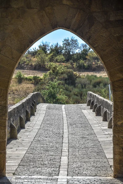 스페인의 푸엔테 레이나 2022 Arches Roman Puente Reina Foot Bridge — 스톡 사진