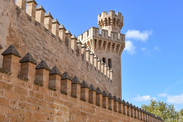 Palma Mallorca Spanje Nov 2022 Torens Buitenmuren Van Het Koninklijk — Stockfoto