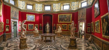 Floransa, İtalya - 20 Kasım 2022: The Triona in the Uffizi Galerisi, Florence, İtalya