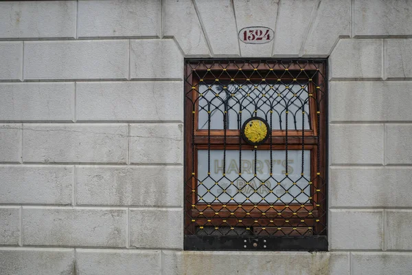 Venice Italy Nov 2022 Harrys Bar Window Sign — 스톡 사진