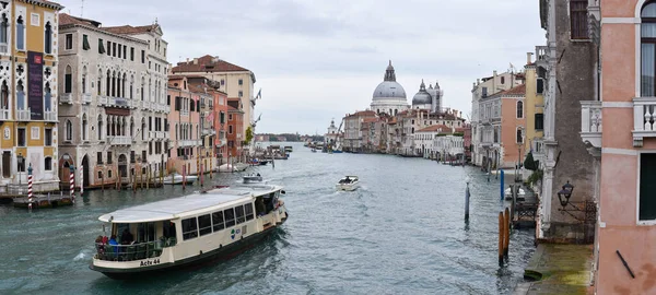 Венеція Італія Nov 2022 Basilica Santa Maria Grand Canal Ponte — стокове фото