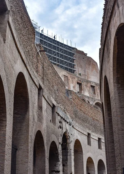 Roma Itália Novembro 2022 Andaimes Para Trabalhos Restauração Coliseu Roma — Fotografia de Stock