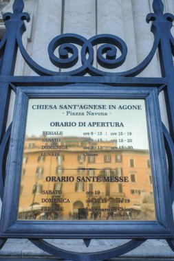 Roma, İtalya - 26 Kasım 2022: Agone Kilisesi 'nde Sant Agnese Piazza Navona