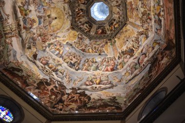 Floransa, İtalya - 21 Kasım 2022: Duomo, Floransa 'nın tavanında' Son Hüküm 'tablosu