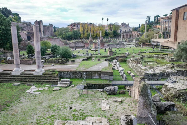 Roma Itália Novembro 2022 Templo Saturno Vistas Longo Fórum Romano — Fotografia de Stock