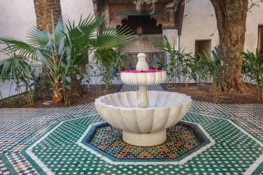 Marakeş, Fas - 25 Şubat 2023: Fas Mutfak Sanatları Müzesi İçişleri Avlusu