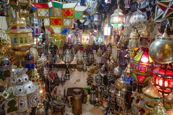 Μαρακές Μαρόκο Φεβ 2023 Παραδοσιακά Αραβικά Φωτιστικά Προς Πώληση Στις — Φωτογραφία Αρχείου