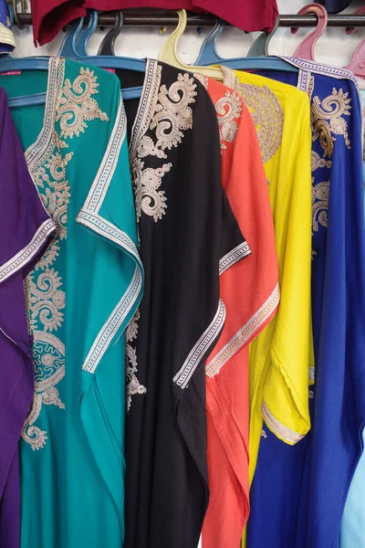 Marrakech Maroko Lut 2023 Kolorowe Sukienki Długie Panie Sprzedaż Targach — Zdjęcie stockowe