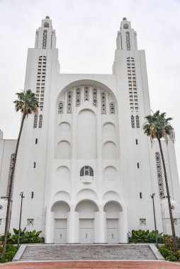 Kazablanka, Fas - 7 Şubat 2023: Sacre Coeur Katedrali, Kazablanka, Fas 'taki eski Katolik İsa' nın Kutsal Kalbi Kilisesi, 1930 yılında inşa edildi.