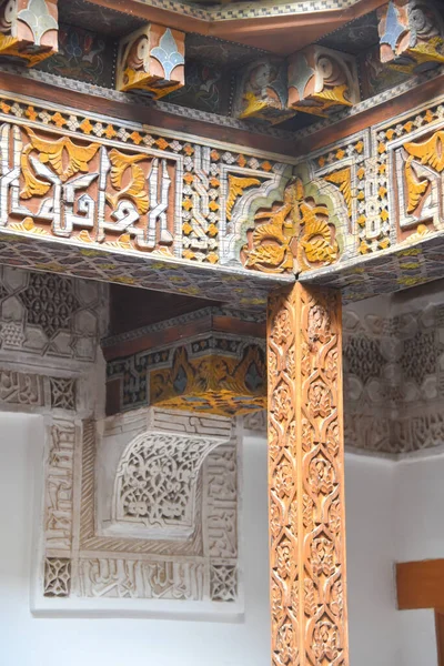 Marrakech Maroko Lut 2023 Piękna Praca Rzemieślnicza Wewnątrz Szkoły Koranicznej — Zdjęcie stockowe