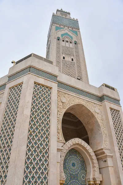 摩洛哥卡萨布兰卡 2023年2月26日 非洲最大的清真寺哈桑二世清真寺的外部建筑 — 图库照片