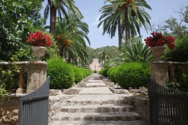 Mallorca, İspanya - 23 Temmuz 2023: Tarihi Jardines de Alfabia botanik bahçeleri, Mallorca
