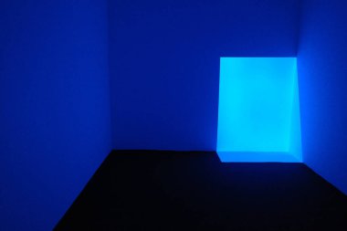 Mallorca, İspanya - 30 Ağustos 2023: Amerikalı sanatçı James Turrell 'in' Juke Blue 'su. Museu sa Bassa Blanca, Mallorca