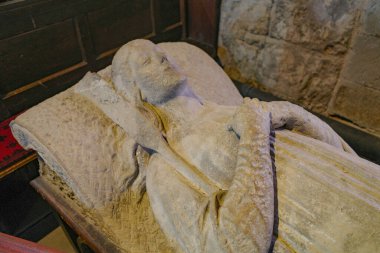 Bamburgh, İngiltere - 13 Temmuz 2023: Grace Darling Anıtı St. Aidans Kilisesi, Bamburgh, Northumberland