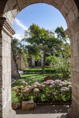 Arequipa, Peru - 4 Aralık 2023: Santa Teresa Manastırı Manastırı