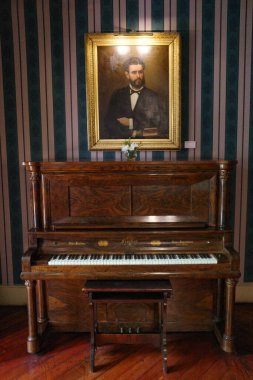 Santiago, Şili - 25 Kasım 2023 Santa Rita üzüm bağlarındaki Casa Real Oteli,