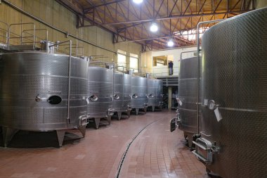 Santiago, Şili - 25 Kasım 2023: Haras de Pirque Vineyard ve şarap imalathanesi, Santiago, Şili