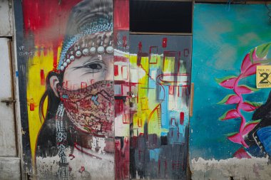 Lima, Peru - 3 Aralık 2023: Lima 'nın Shipibo Konibo bölgesindeki geleneksel Amazon sanatı