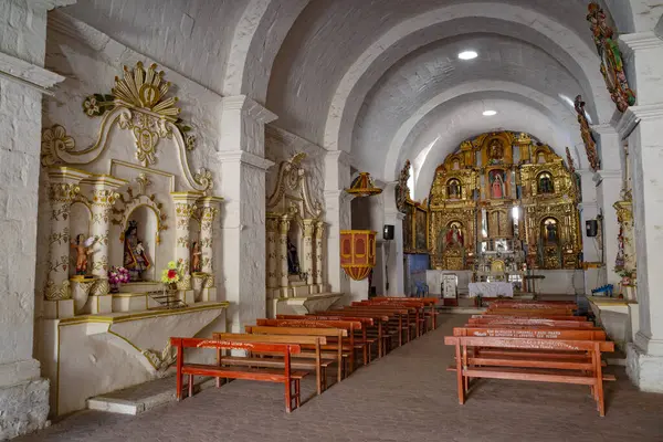 Sibayo, Peru - 5 Aralık 2023: Koloni Kilisesi Iglesia de Sibayo, Arequipa