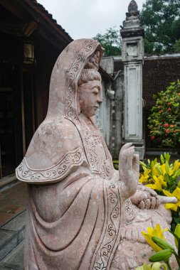 Hanoi, Vietnam - 29 Ocak 2024: One Pillar Pagona 'daki Budist türbesi, Hanoi, Vietnam