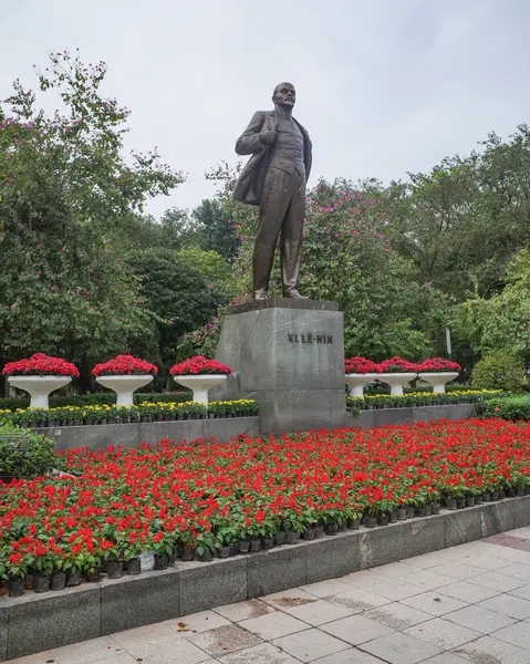 stock image Hanoi, Vietnam - 9 Feb, 2024: Statue of Vladimir Lenin in Lenin Park, Hanoi