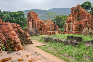 Hoi An, Vietnam - 6 Şubat 2024: Oğlum Hindu tapınağı Champa Krallığı sırasında inşa edildi, Vietnam