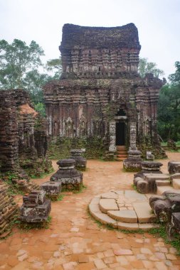 Hoi An, Vietnam - 6 Şubat 2024: Oğlum Hindu tapınağı Champa Krallığı sırasında inşa edildi, Vietnam