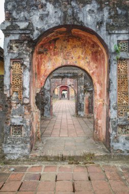 Hue, Vietnam - 6 Şubat 2024: İmparatorluk Kalesi kemeri, Hue, Vietnam