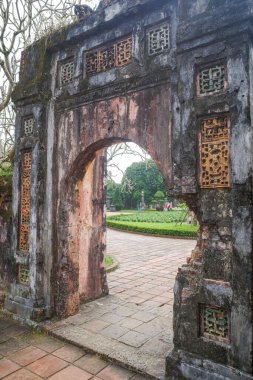 Hue, Vietnam - 6 Şubat 2024: İmparatorluk Kalesi kemeri, Hue, Vietnam