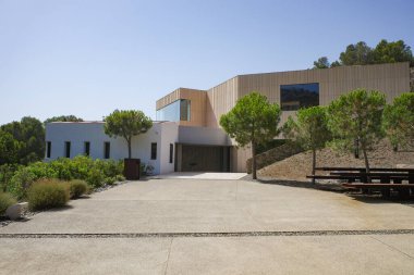 Güller, İspanya - 20 Temmuz 2024: El Bulli restoranı ve müzesi, Cala Montjoi, Costa Brava