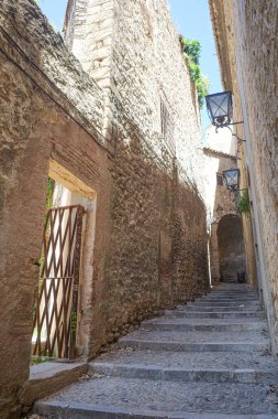 Girona, İspanya - 23 Temmuz 2024: Old Town Girona, Katalonya 'daki Yahudi Mahallesi